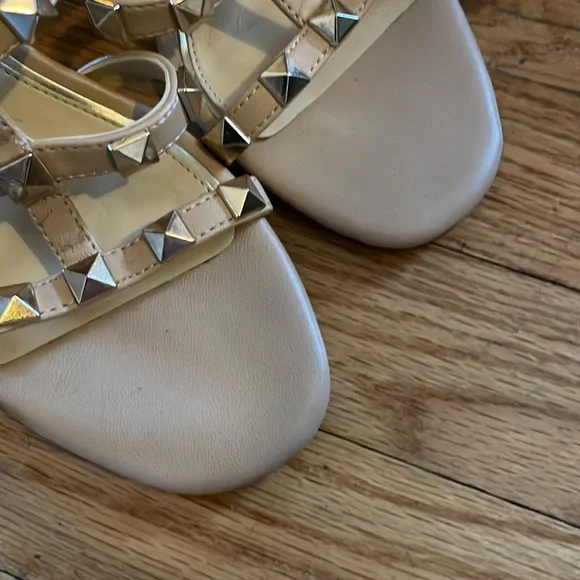 NWOT Jessica Simpson Heels - Picture 3 of 6